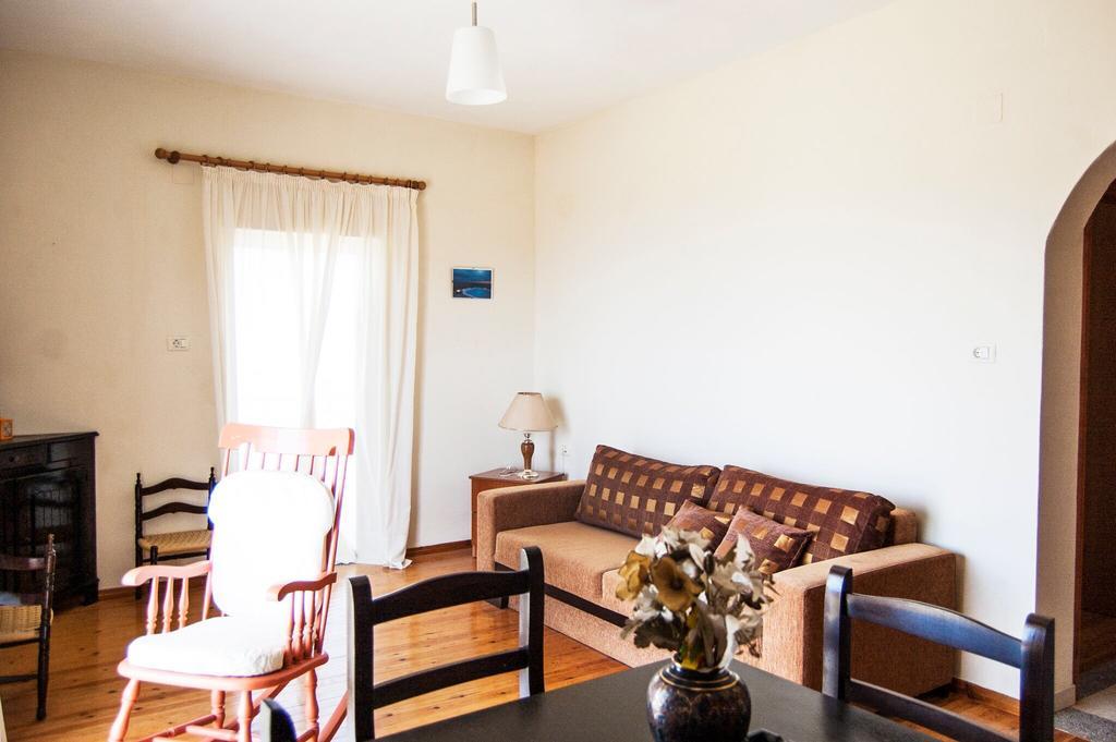 Janakis Apartments Himarë Exterior foto